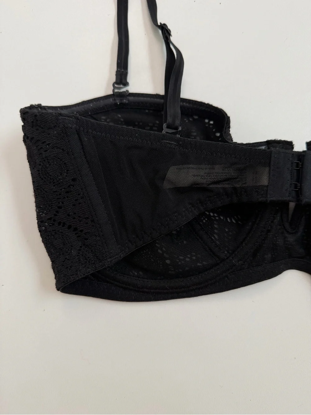 intimately Free People Balconette Bra Lace Underwire Unlined Boning Piping Black